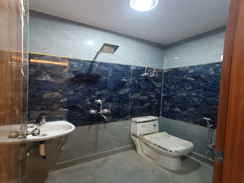 3 BHK Builder Floor 1100 Sq.ft. for Sale in Sector 73 Noida