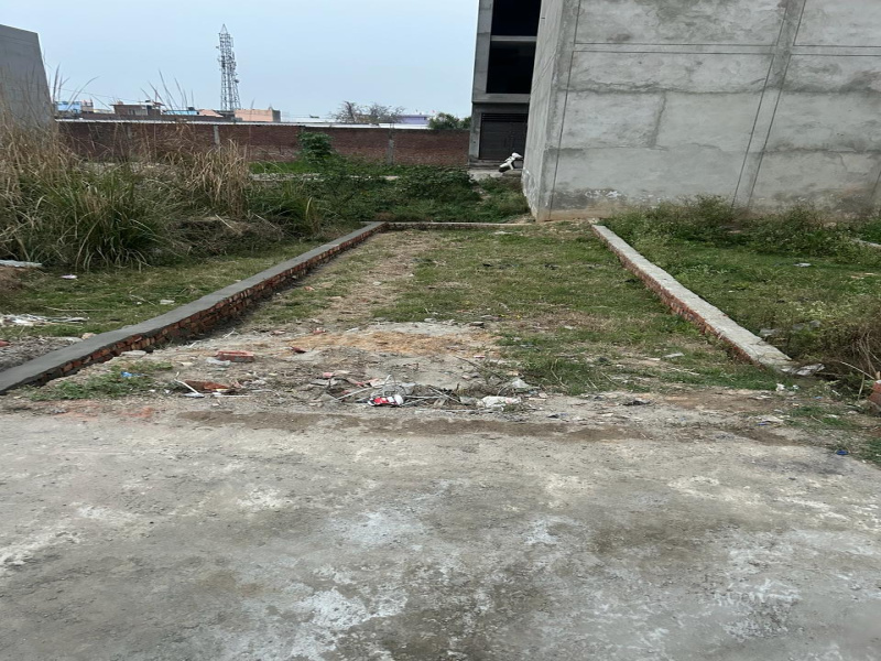  Commercial Land 65 Sq. Yards for Sale in Najibabad, Bijnor