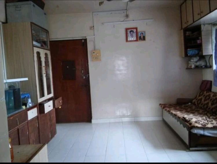 1 RK Apartment 300 Sq.ft. for Sale in Dadar, Mumbai