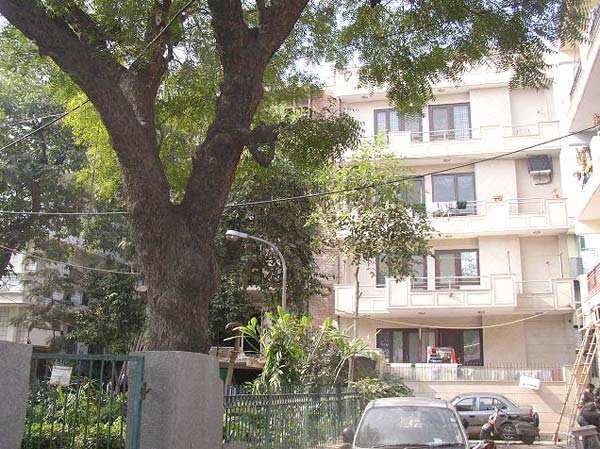 3 BHK Builder Floor 1450 Sq.ft. for Rent in Lajpat Nagar, Delhi