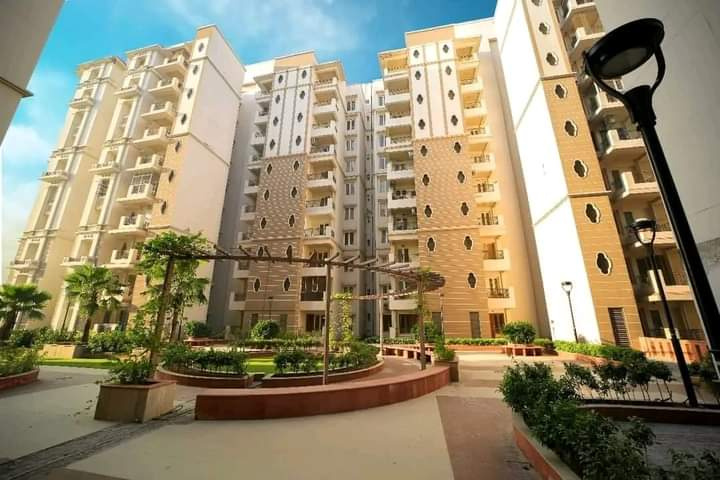 3 BHK Apartment 1850 Sq.ft. for Sale in Sikandra, Agra