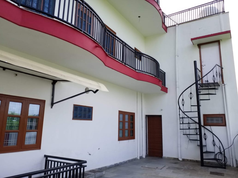 10 BHK House 520 Sq. Yards for Sale in Nanda Ki Chowki, Dehradun