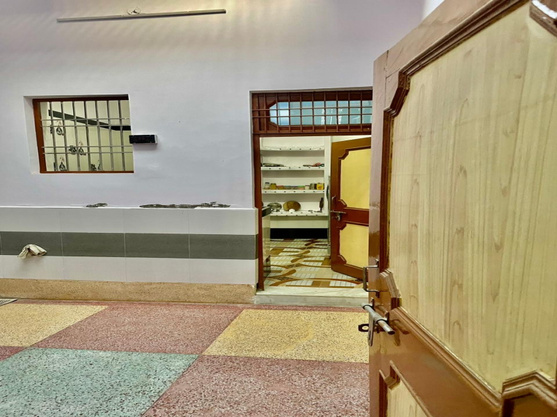 2 BHK House 1600 Sq.ft. for Rent in Orai, Jalaun