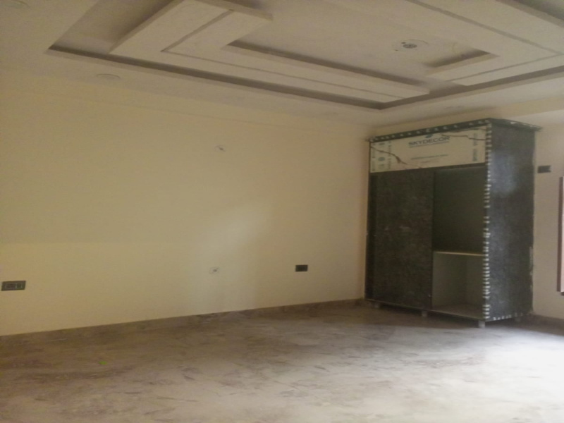 3 BHK Builder Floor 1420 Sq.ft. for Sale in Sector 73 Noida