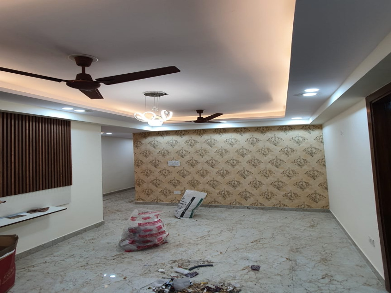 3 BHK Builder Floor 1400 Sq.ft. for Sale in Sector 73 Noida