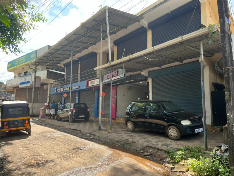  Commercial Shop 7 Cent for Sale in Mattannur, Kannur