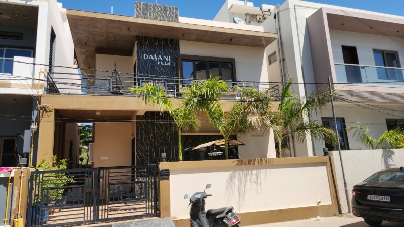 3 BHK 2200 Sq.ft. Villa for Rent in Madhapar, Bhuj