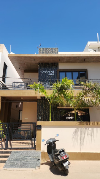 3 BHK 2200 Sq.ft. Villa for Rent in Madhapar, Bhuj