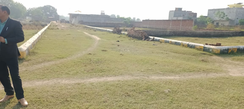  Commercial Land 2400 Sq.ft. for Sale in Chinhat, Lucknow