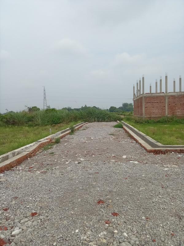  Residential Plot 9000 Ares for Sale in Mandhana, Kanpur