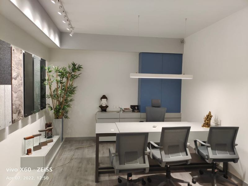  Office Space 488 Sq.ft. for Rent in Vesu, Surat