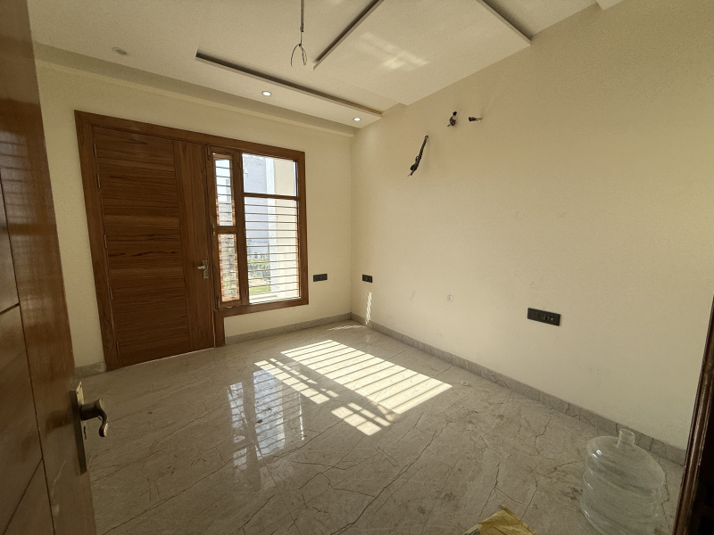 3 BHK Builder Floor 1400 Sq.ft. for Sale in Sector 81 Faridabad