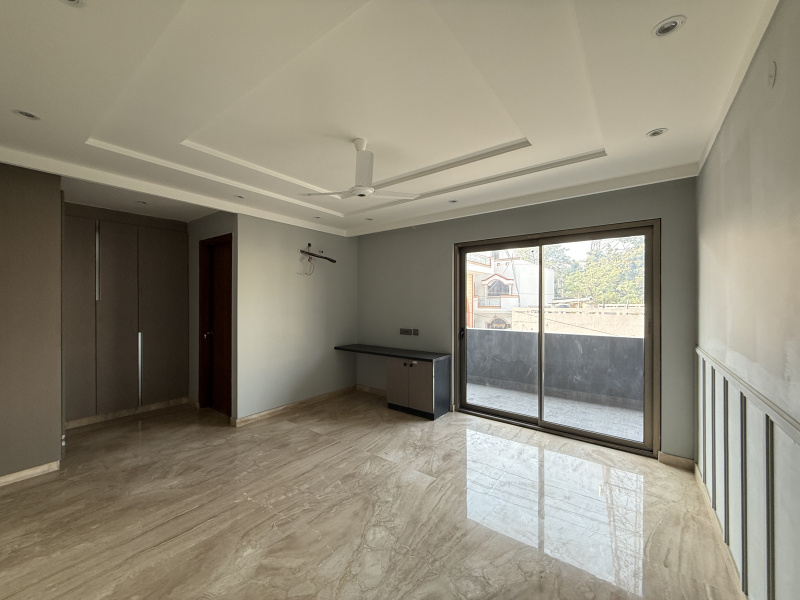 4 BHK Builder Floor 3150 Sq.ft. for Sale in Sector 15 Faridabad