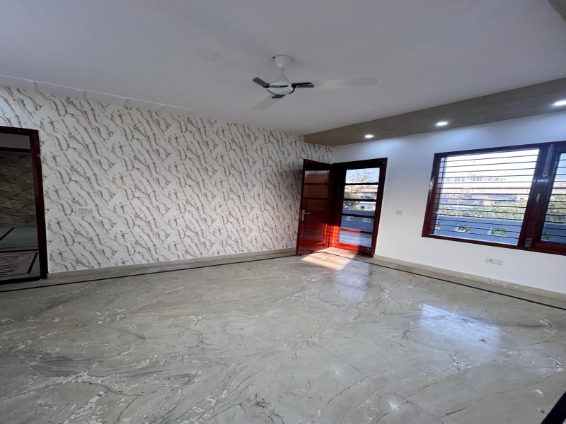 5 BHK Builder Floor 5500 Sq.ft. for Sale in Sector 9 Faridabad