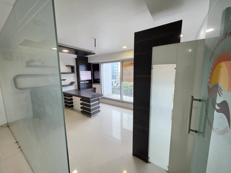  Office Space 1126 Sq.ft. for Rent in Adajan, Surat