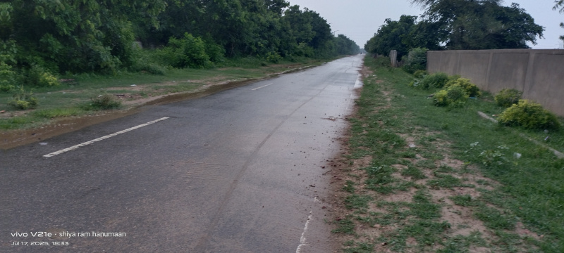  Commercial Land 11024 Sq. Yards for Sale in Fatehabad Road, Agra