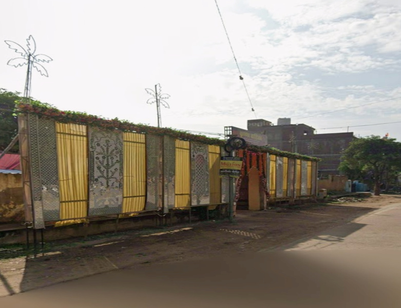  2500 Sq. Yards Commercial Land for Sale in Shamshabad Road, Agra