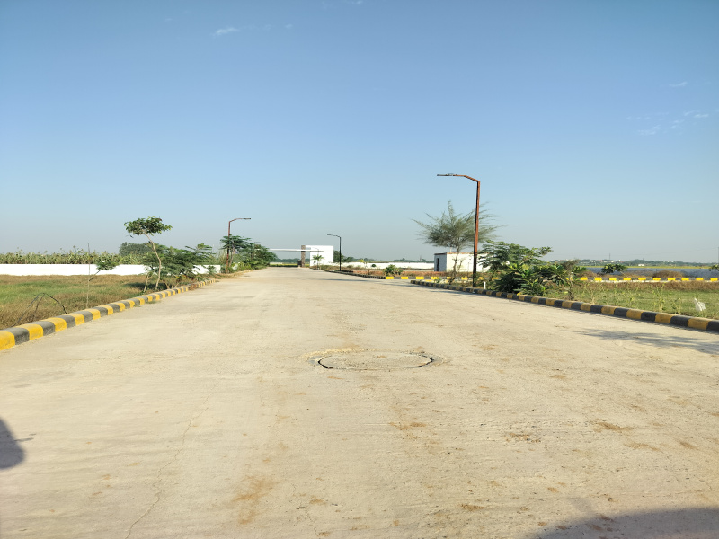  Residential Plot 200 Sq. Yards for Sale in Yamuna Expressway, Greater Noida