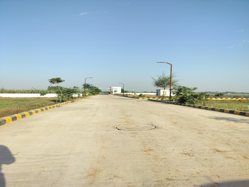  Residential Plot 200 Sq. Yards for Sale in Yamuna Expressway, Greater Noida