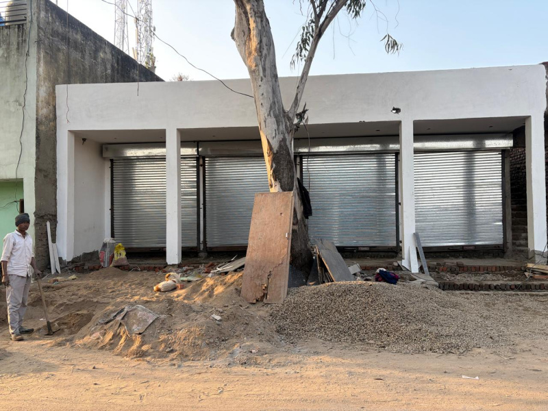  660 Sq.ft. Commercial Shop for Sale in Baddi, Solan