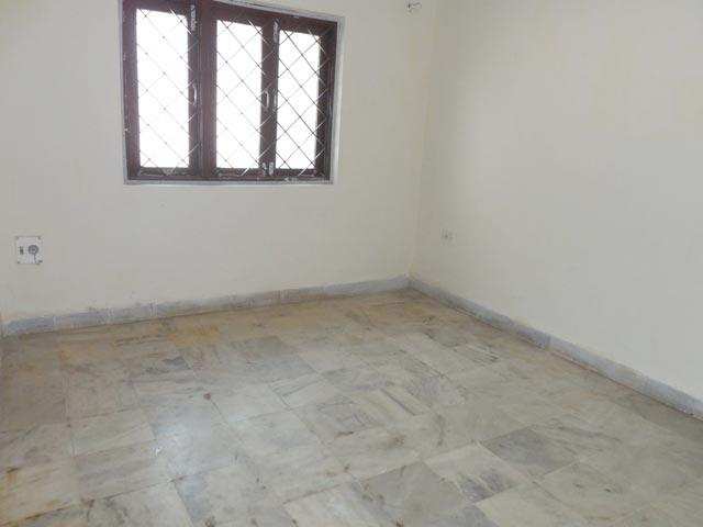House 100 Sq. Yards for Sale in