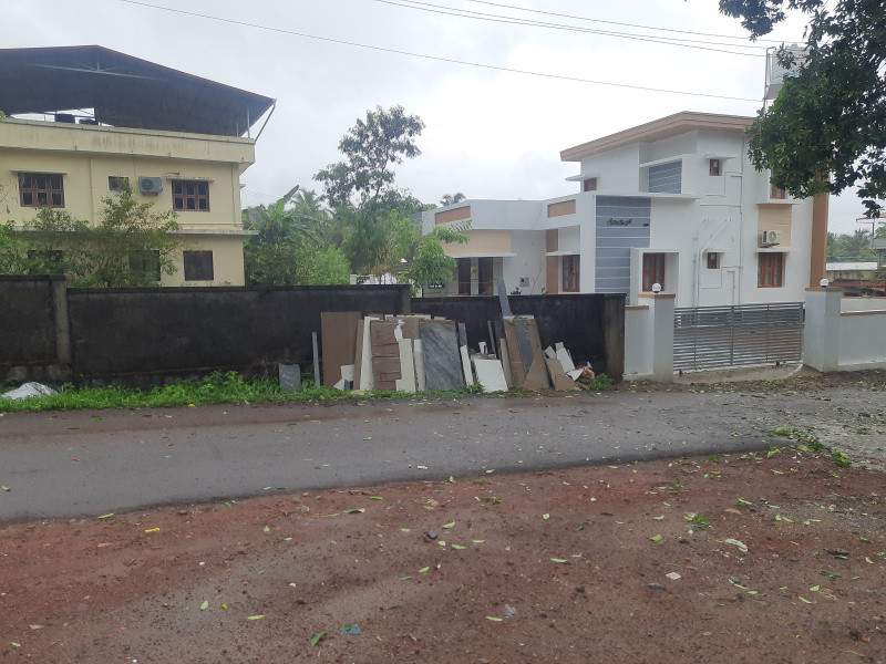  Residential Plot 283 Sq. Meter for Sale in Santhekatte, Udupi