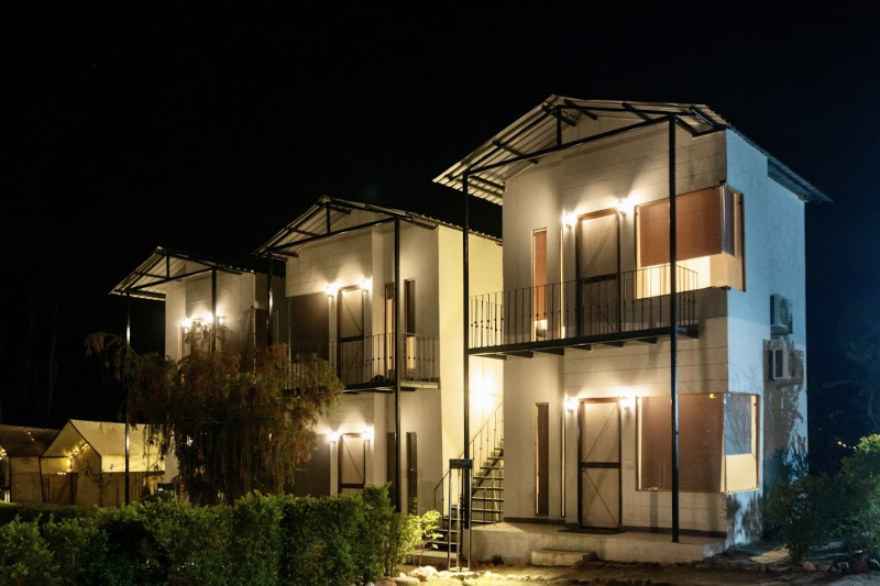  Hotels 37000 Sq.ft. for Rent in Neelkanth Road, Rishikesh
