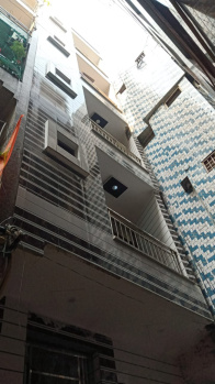 2 BHK Builder Floor for Sale in Shakarpur, Delhi