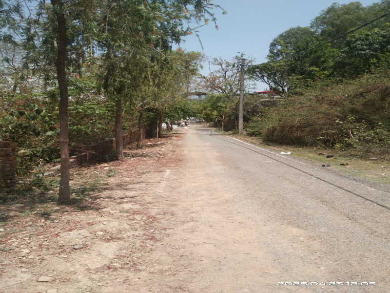  Residential Plot 350 Sq. Yards for Sale in Canal Road, Dehradun