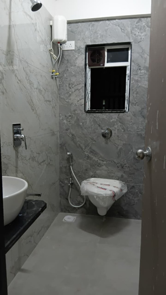 2 BHK Apartment 750 Sq.ft. for Rent in Unnat Nagar, Goregaon West, Mumbai