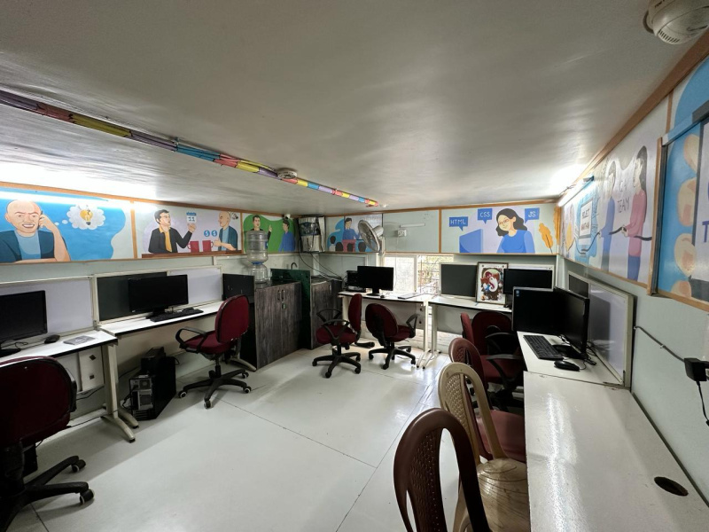  Office Space 250 Sq.ft. for Rent in Nanded City, Pune