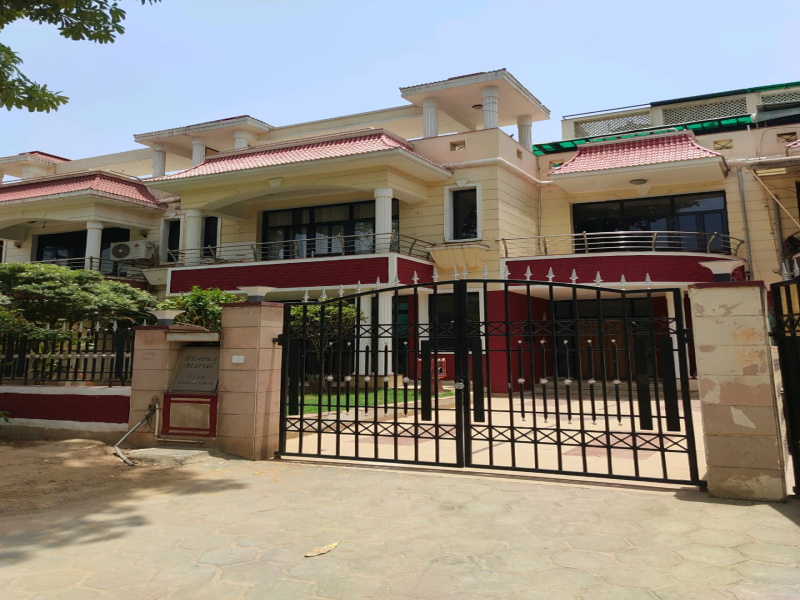 9 BHK House 360 Sq. Yards for Sale in Sushant Lok Phase I, Gurgaon