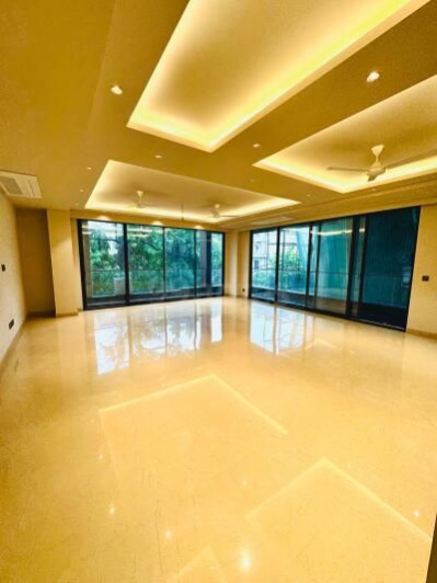 3 BHK Builder Floor 375 Sq. Yards for Sale in Anand Niketan, Delhi