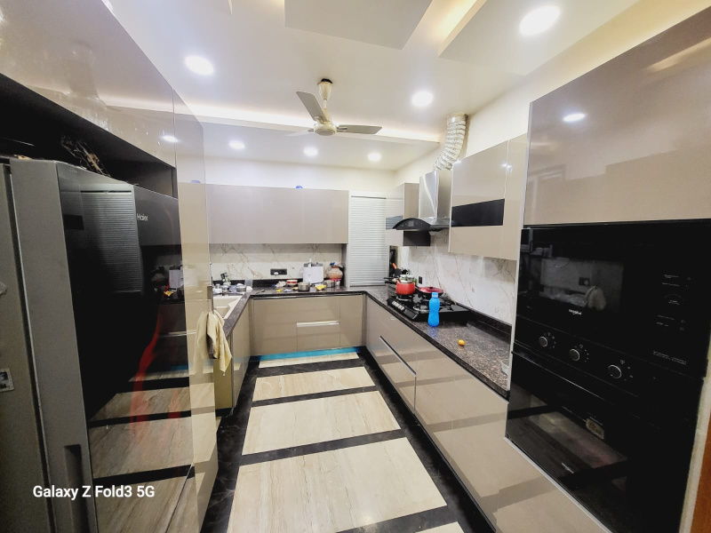 4 BHK Builder Floor 400 Sq. Yards for Sale in Shanti Niketan, Delhi