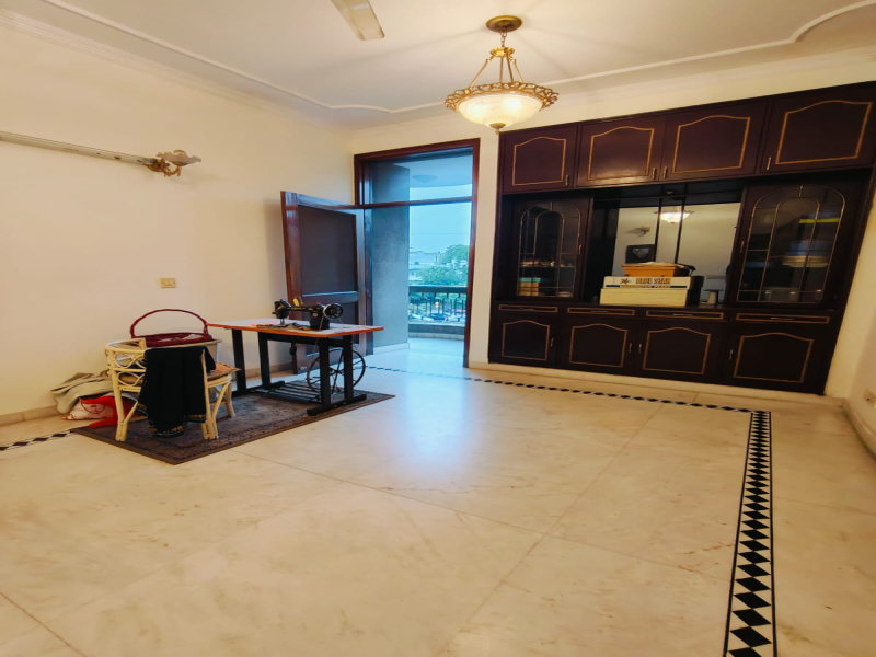3 BHK Builder Floor 117 Sq. Yards for Sale in Greater Kailash I, Delhi