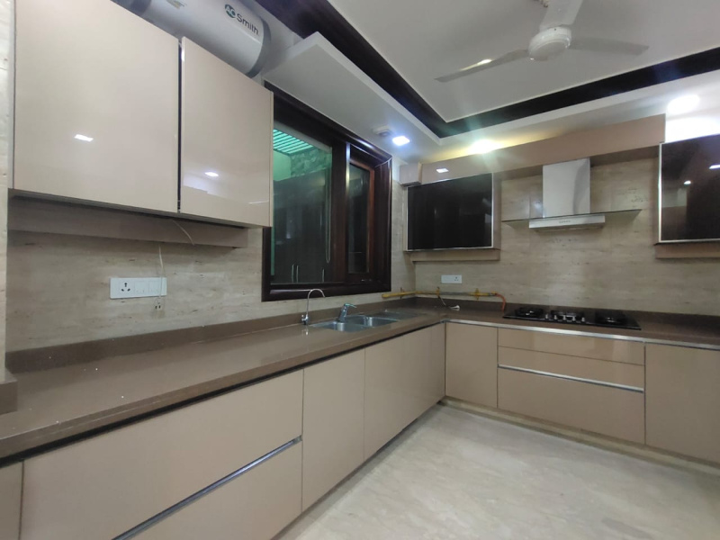 7 BHK Builder Floor 800 Sq. Yards for Sale in Shanti Niketan, Delhi