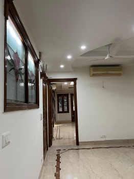 8 BHK Builder Floor for Sale in Vasant Enclave, Vasant Vihar, Delhi