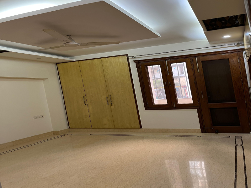 8 BHK House 250 Sq. Yards for Sale in Greater Kailash, Delhi