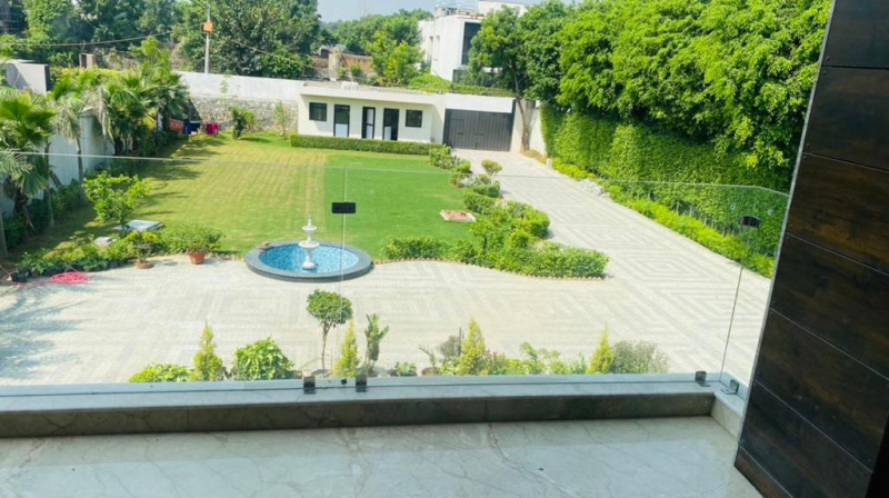 7 BHK Farm House 1 Ares for Sale in Chattarpur, Delhi