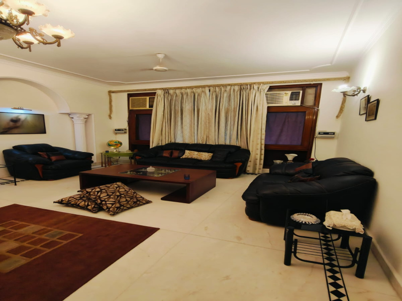 8 BHK Villa 210 Sq. Yards for Sale in Sector 25 Rohini, Delhi