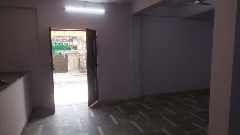  Warehouse 1300 Sq.ft. for Rent in Karol Bagh, Delhi