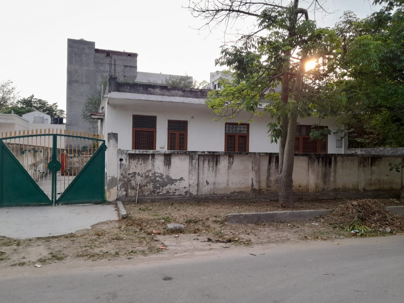  Residential Plot 120 Sq. Meter for Sale in Beta 1, Greater Noida