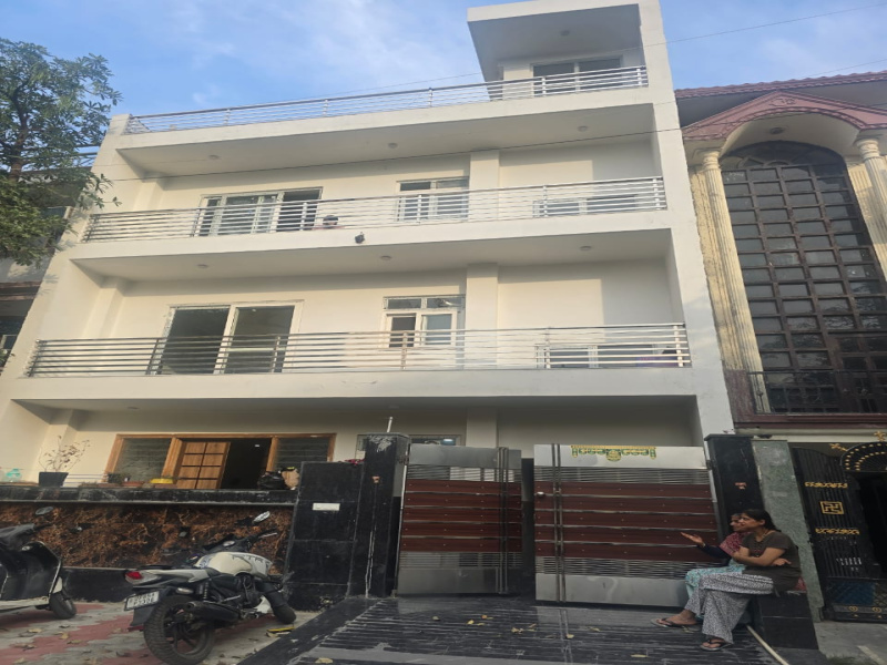 3 BHK House 120 Sq.ft. for Sale in Beta 1, Greater Noida