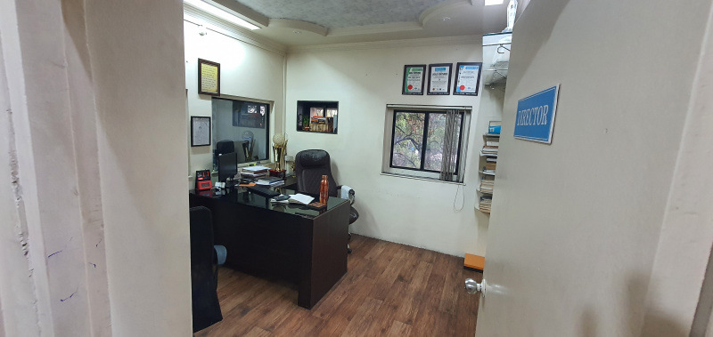  Office Space 600 Sq.ft. for Rent in Mukund Nagar, Pune