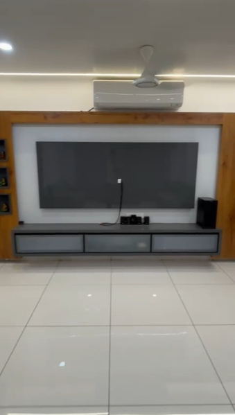 4 BHK 1800 Sq.ft. Apartment for Rent in Raiya Road, Rajkot