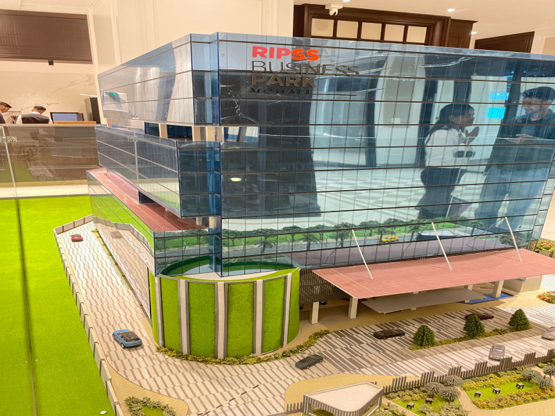  1100 Sq.ft. Office Space for Sale in Airport Road, Mohali