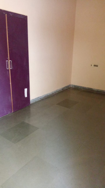 2 BHK Apartment 350 Sq.ft. for Rent in Maninagar, Ahmedabad