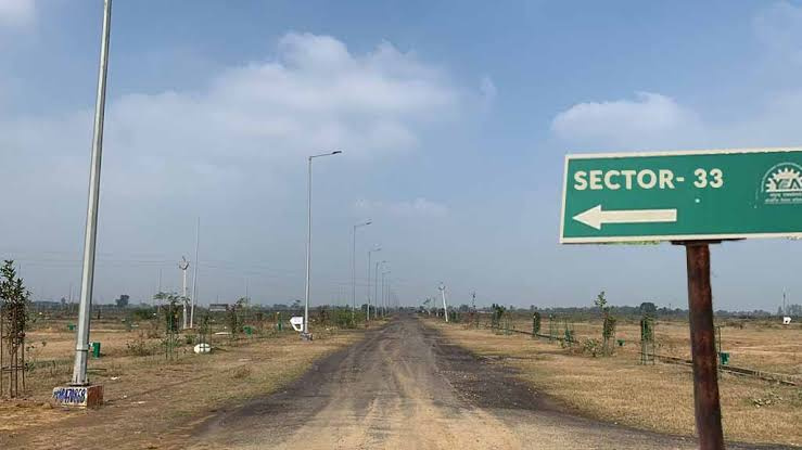  Industrial Land 1000 Sq. Meter for Sale in Yamuna Expressway, Greater Noida