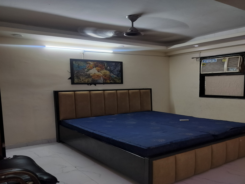 1 BHK Builder Floor 900 Sq.ft. for Rent in Sector 70 Noida