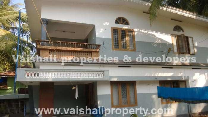 4 BHK House & Villa 1600 Sq.ft. for Sale in Mokavoor, Kozhikode